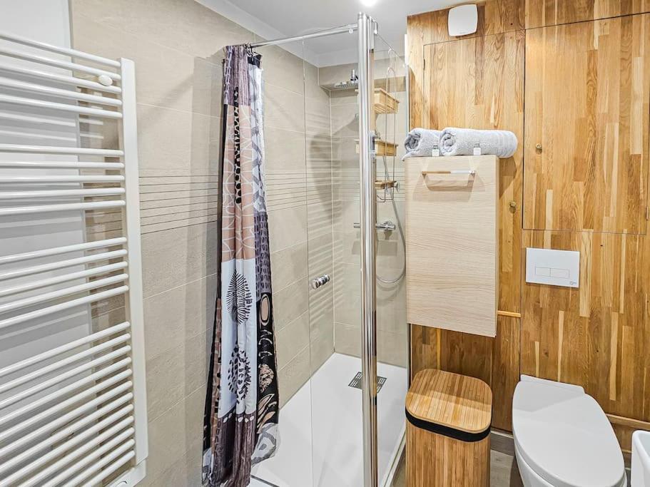 L'Escale Caennaise Appartement Buitenkant foto