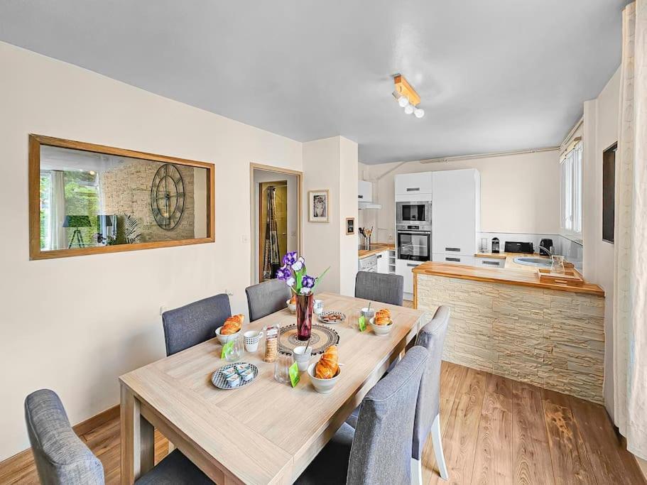 L'Escale Caennaise Appartement Buitenkant foto
